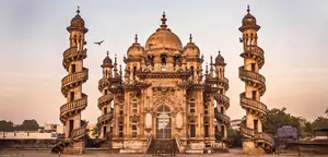 Ahmedabad heritage architecture representing salon job listings in Gujarat