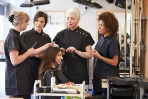 Hair Trainer Jobs in Faridabad working in salon